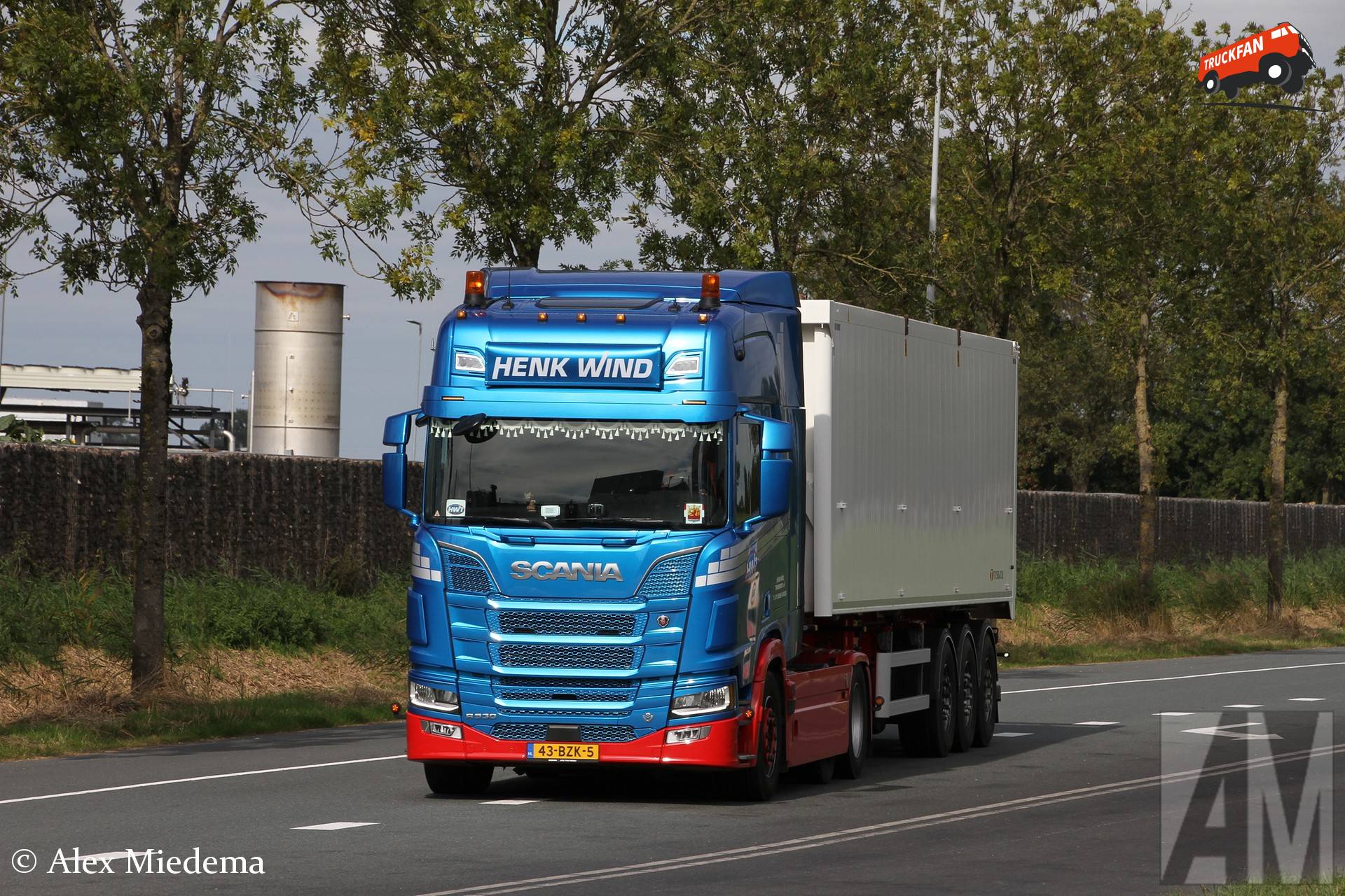Scania R530