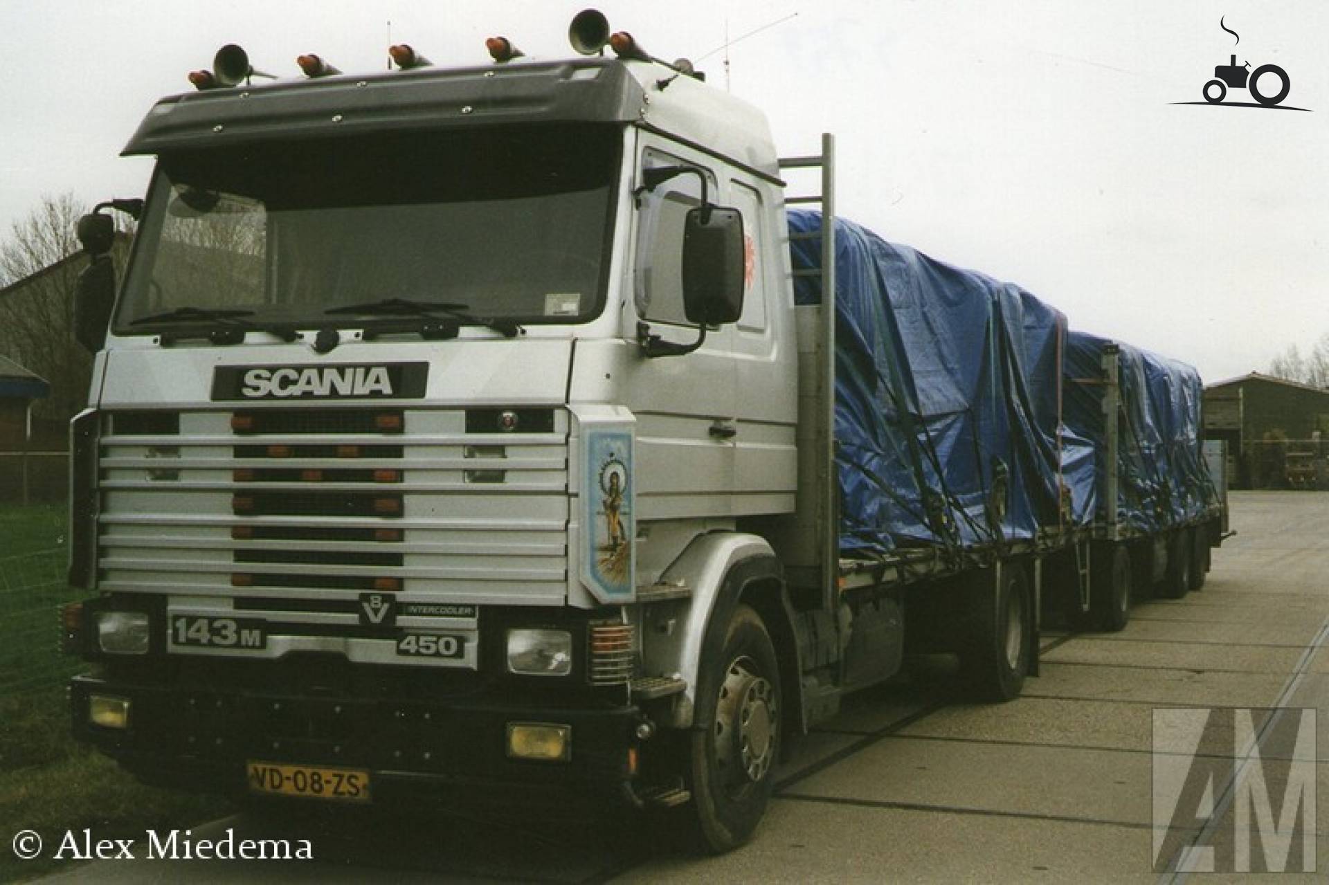 Scania 143