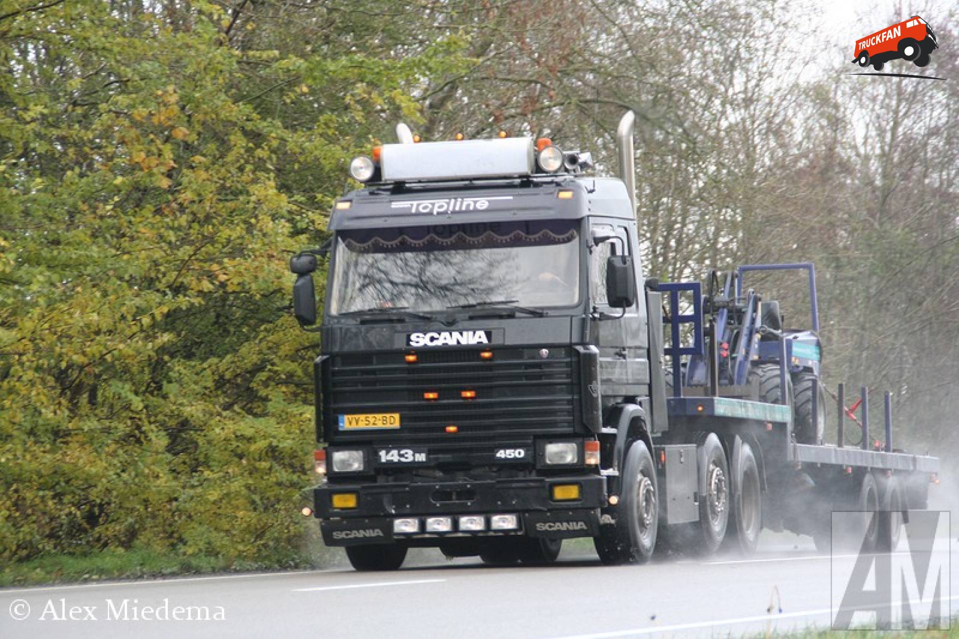 Scania 143