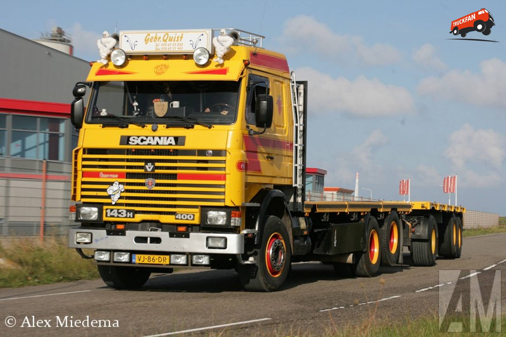 Scania 143