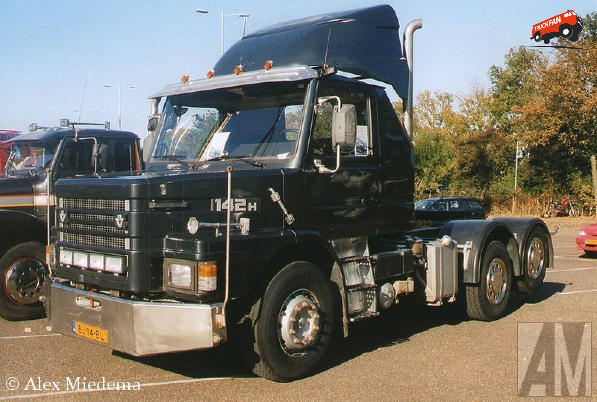 Scania T142