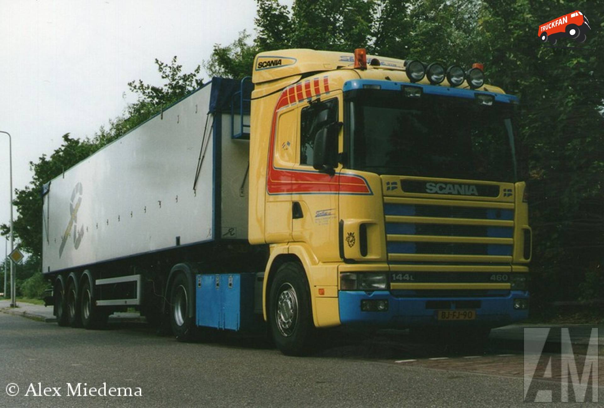 Scania 144