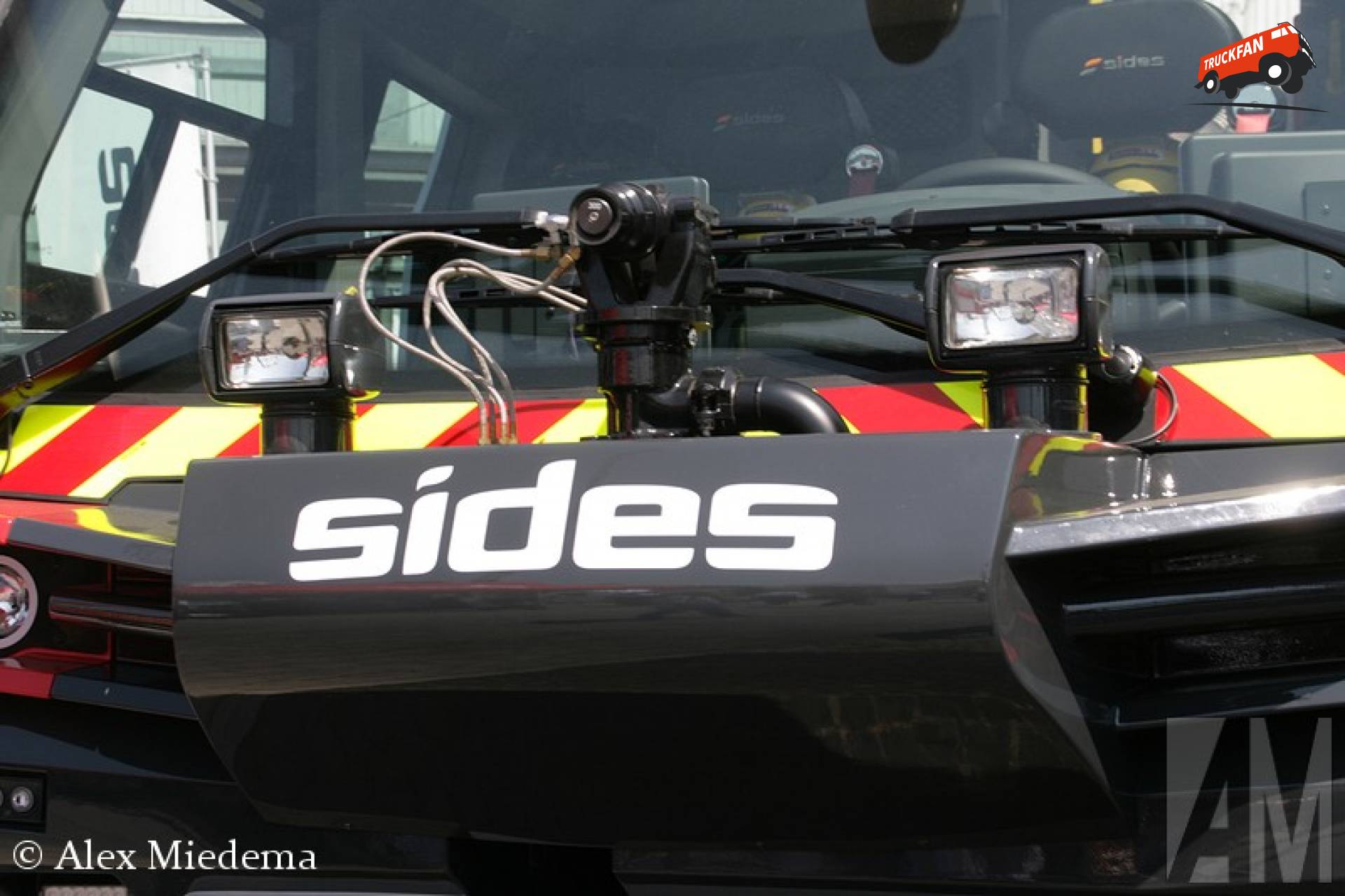 foto-sides-logo-1073084-truckfan