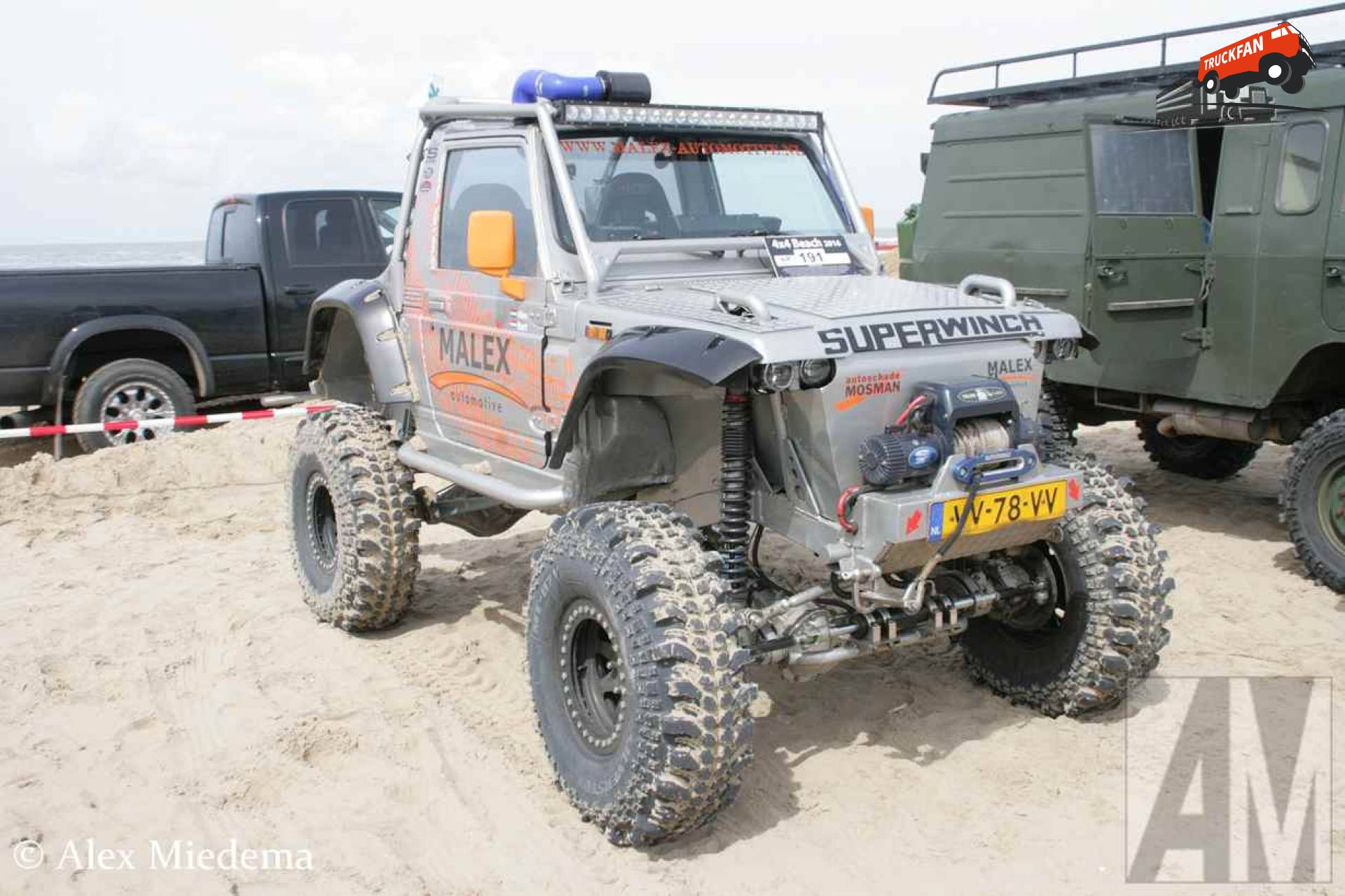 Suzuki Samurai