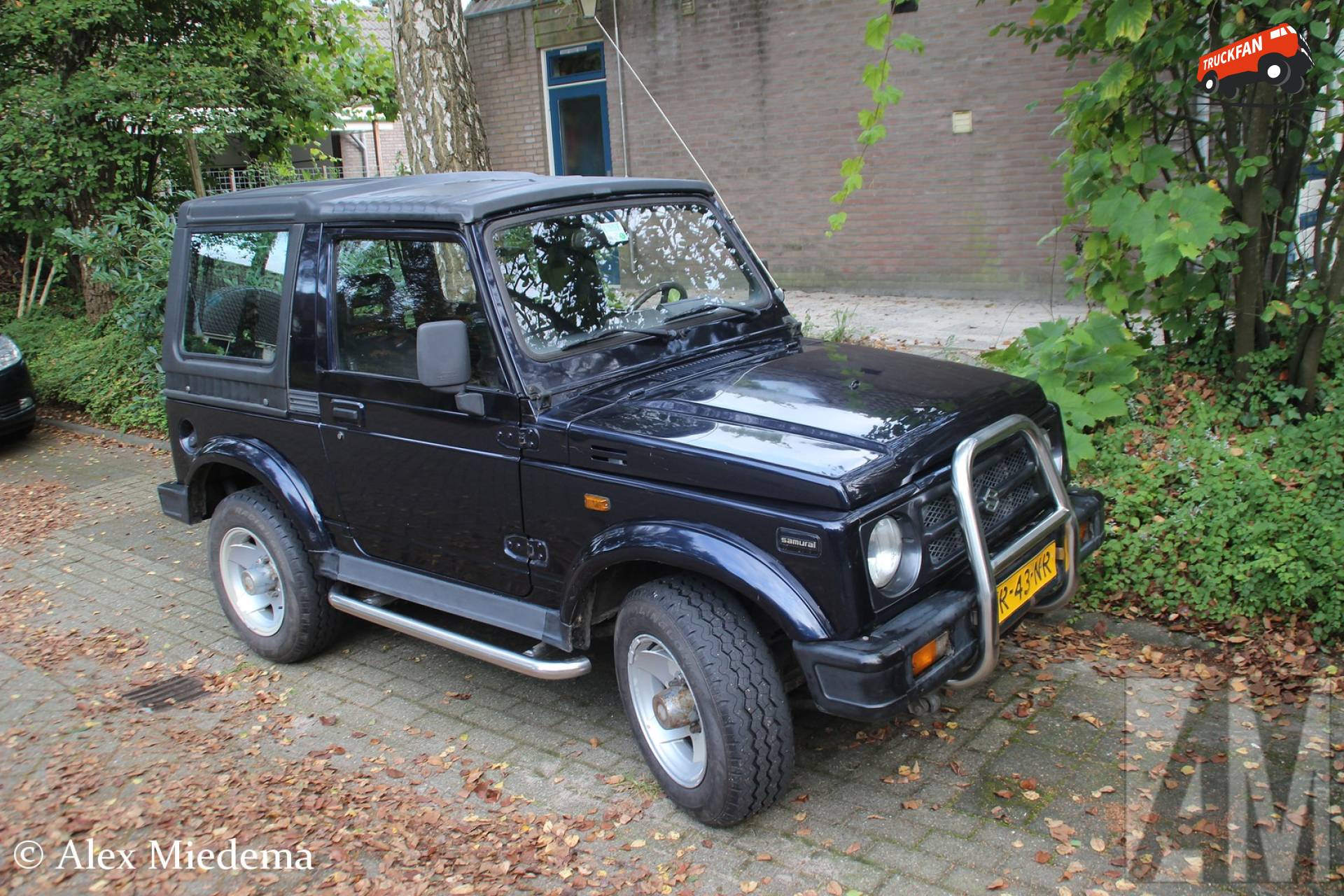 Suzuki Samurai