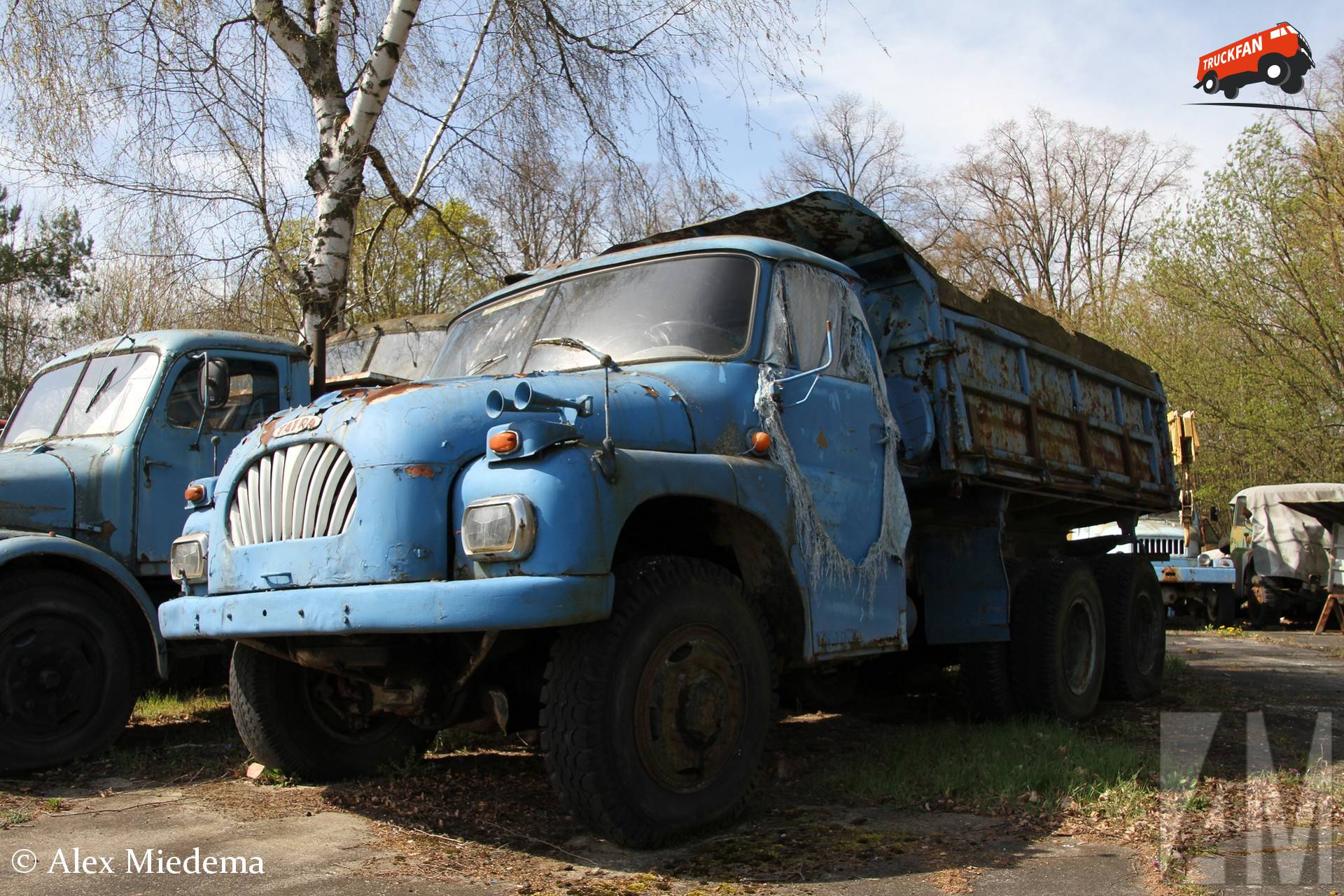 Tatra T138
