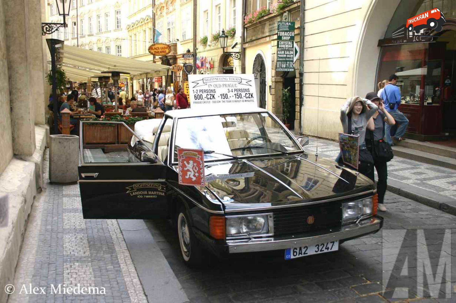 Tatra T613