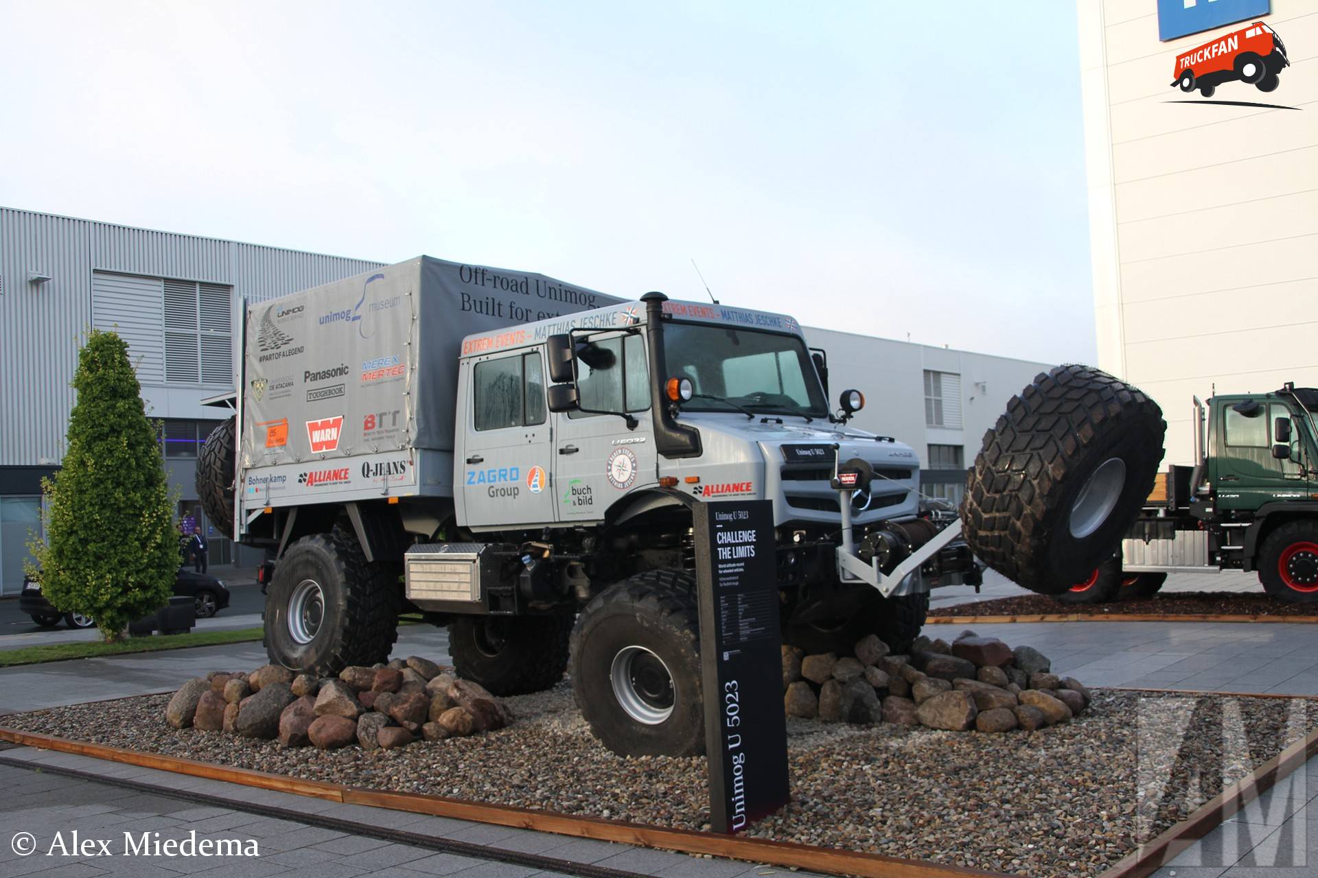 Unimog U5023