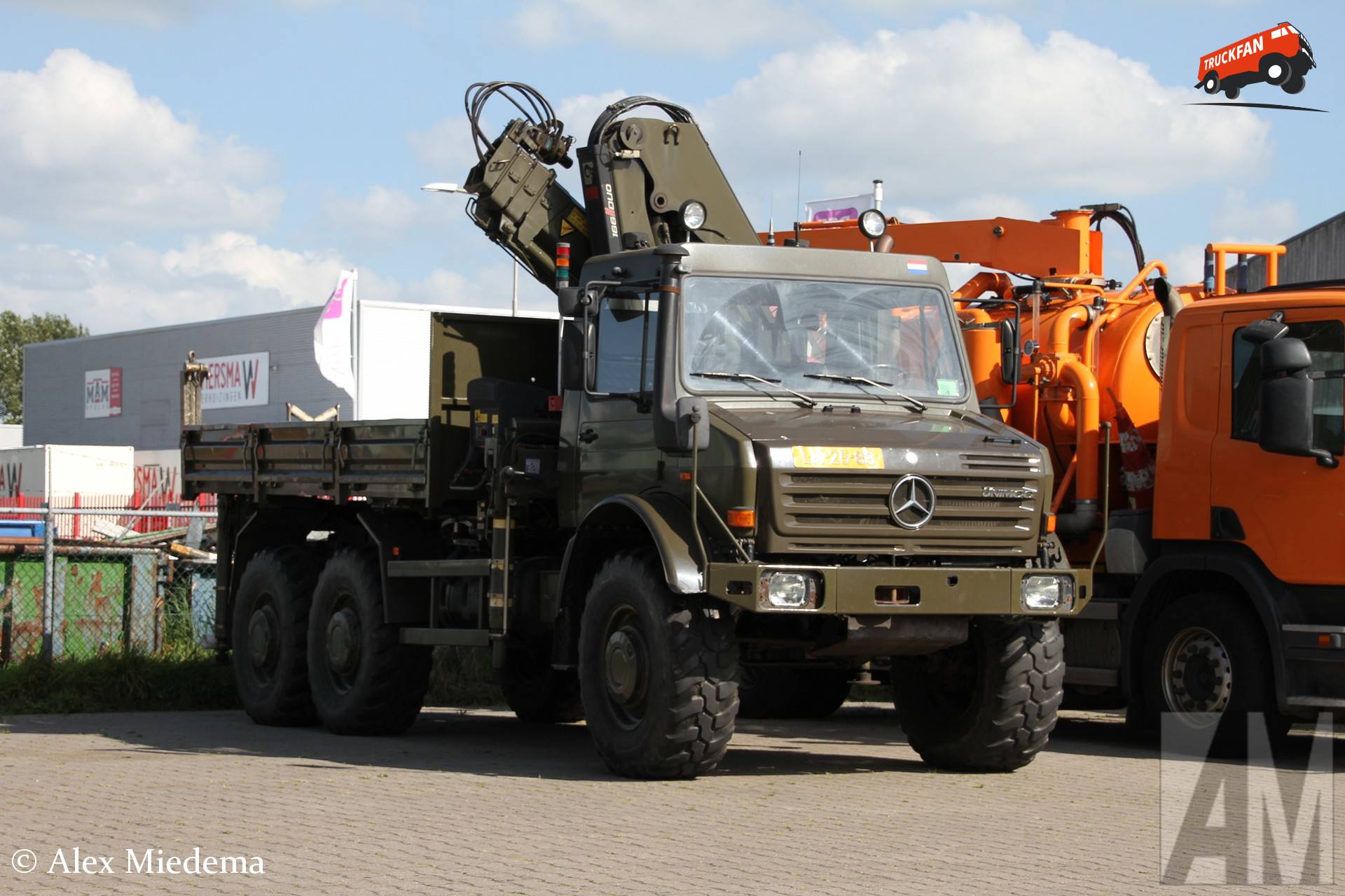 Unimog U2450L