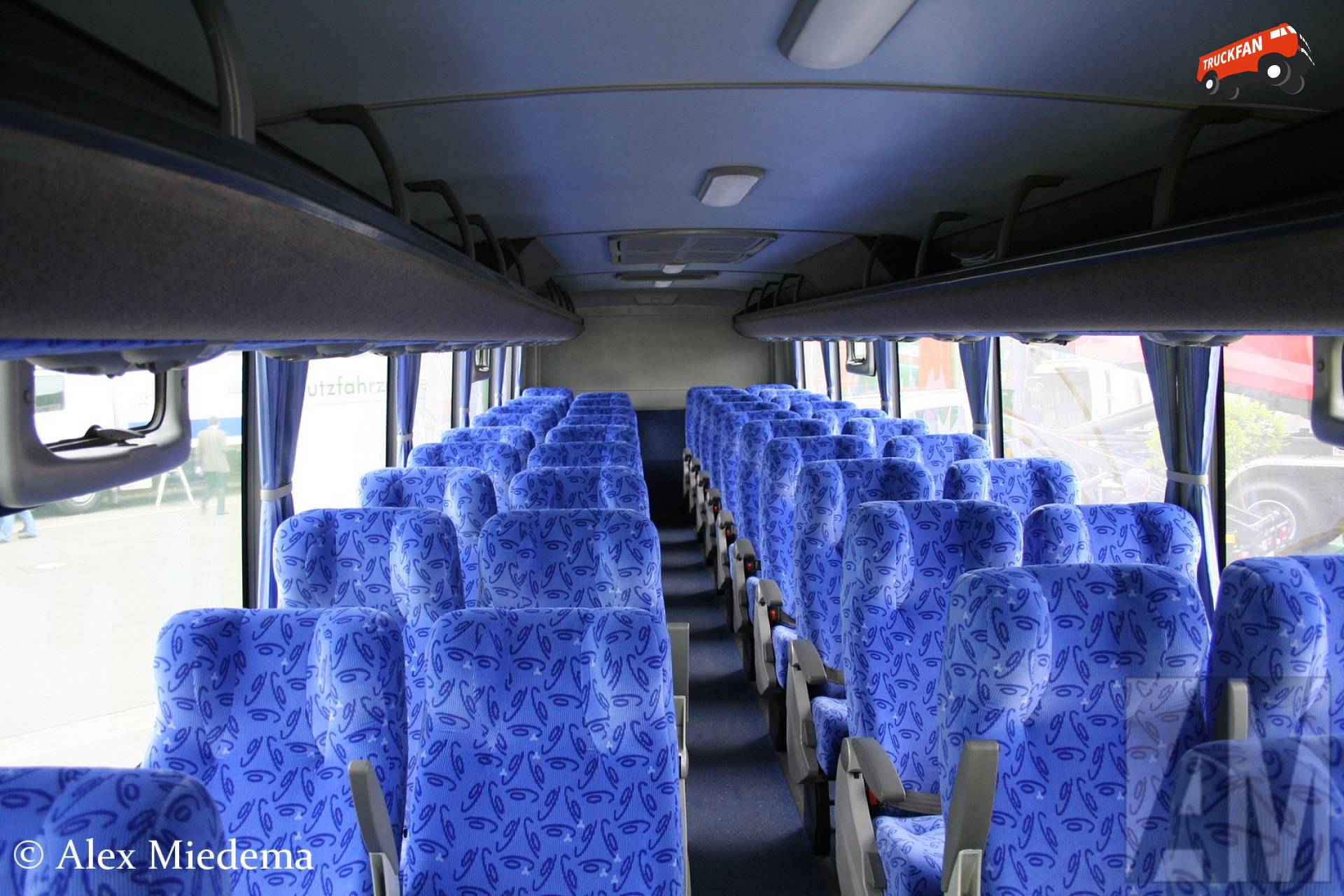 Volksbus touringcar