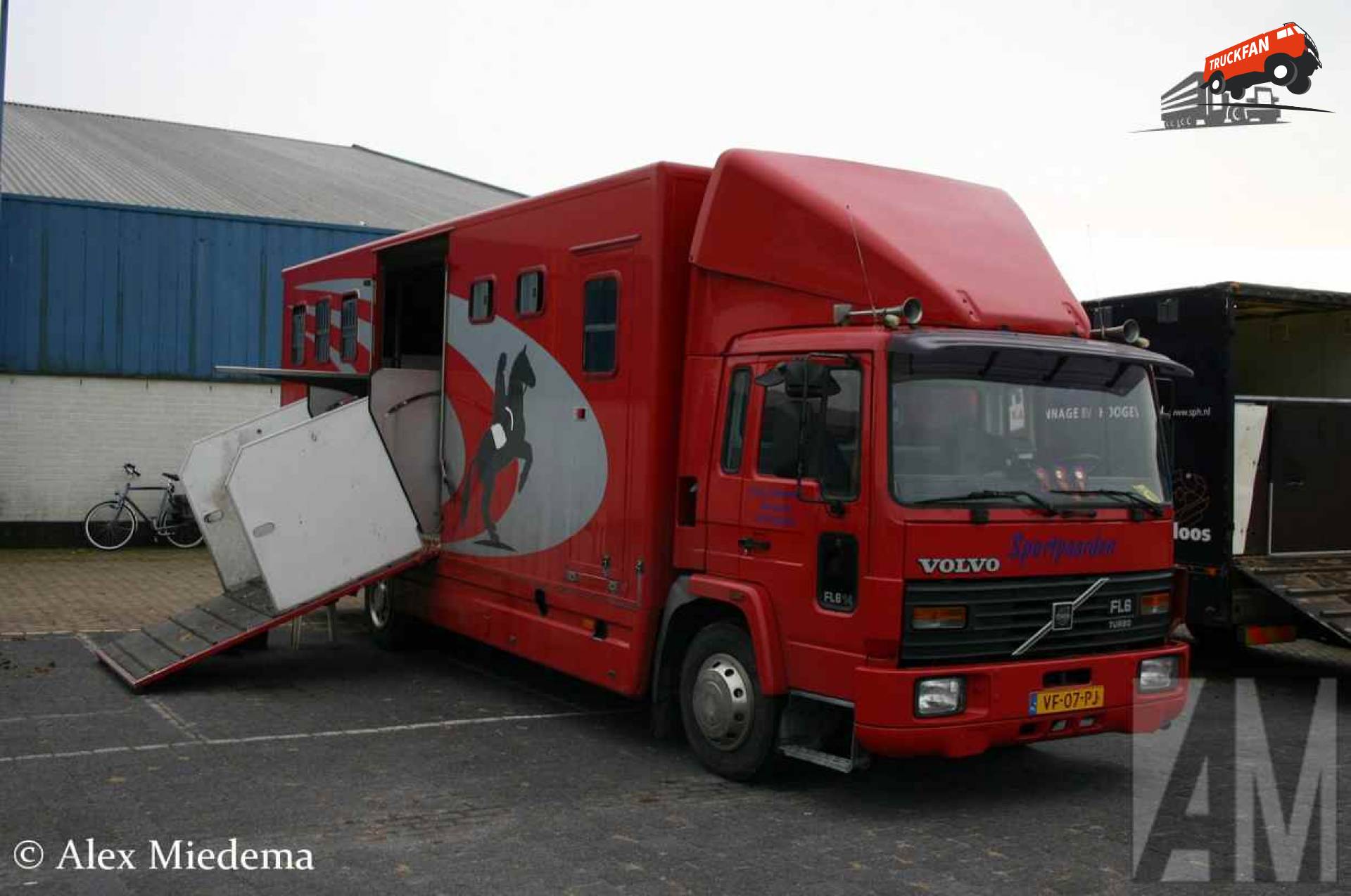 Volvo FL6