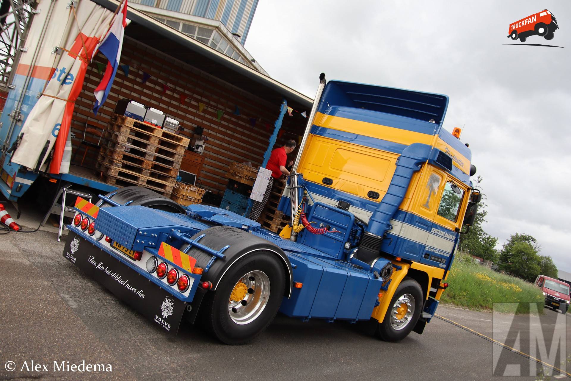 Volvo F16