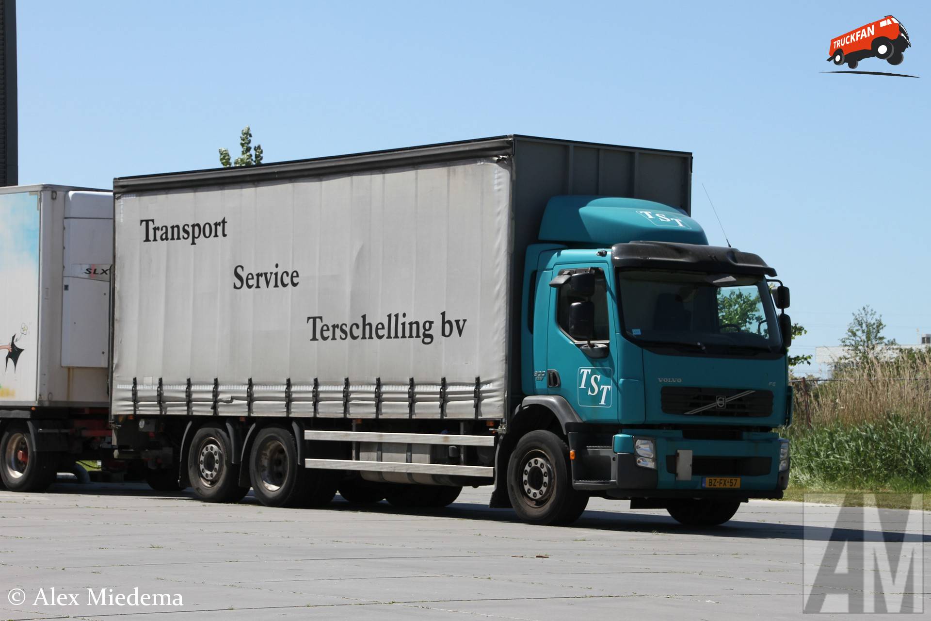Volvo FE 1st gen