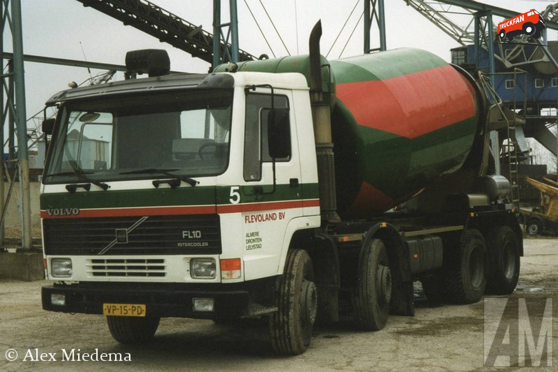 Volvo FL10
