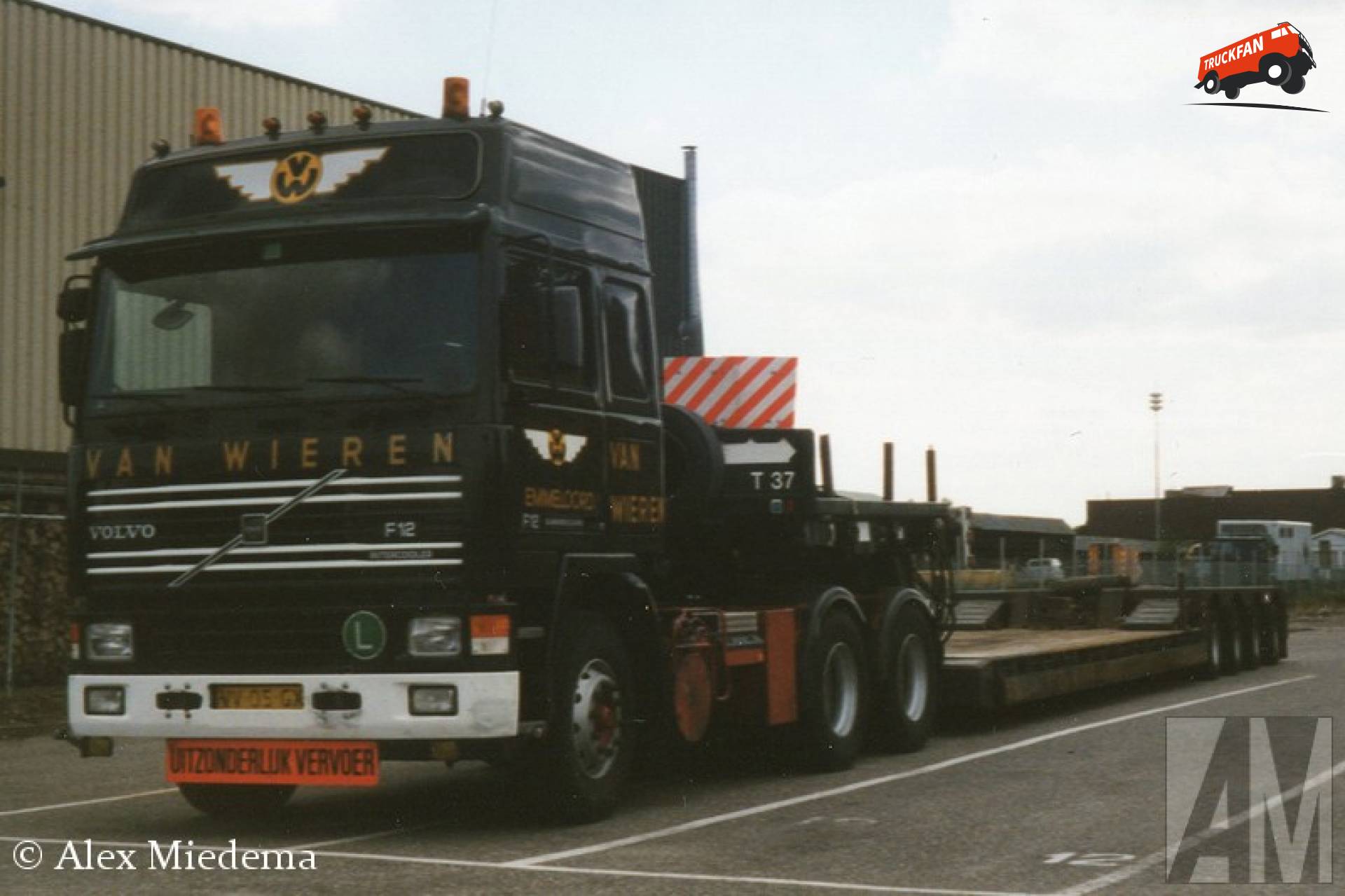 Volvo F12