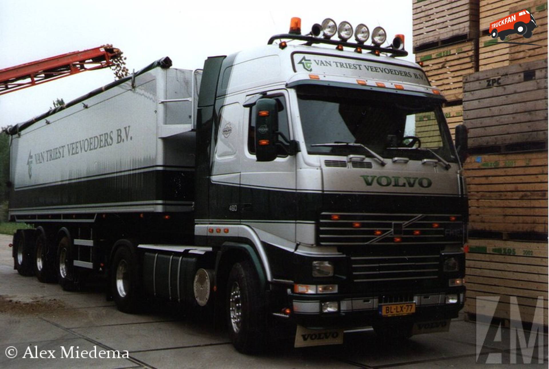 Volvo FH12 1st gen