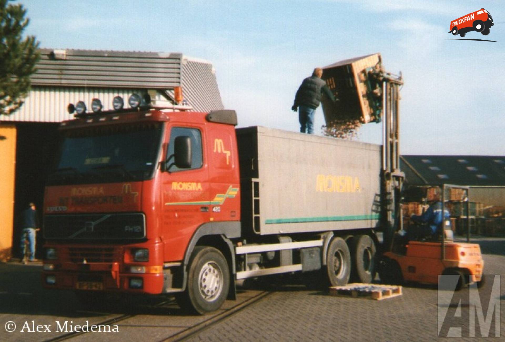 Volvo FH12 1st gen