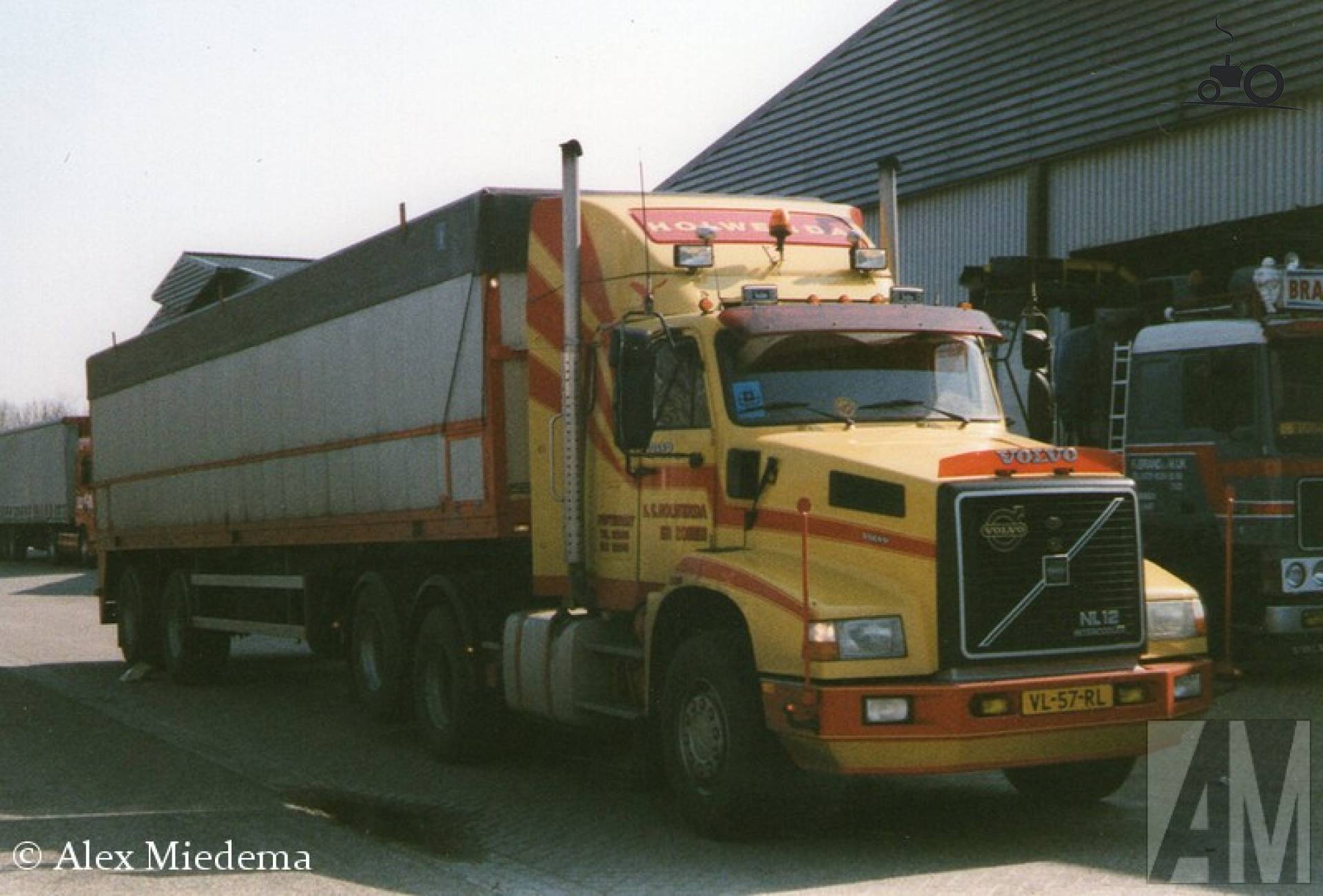 Volvo NL12