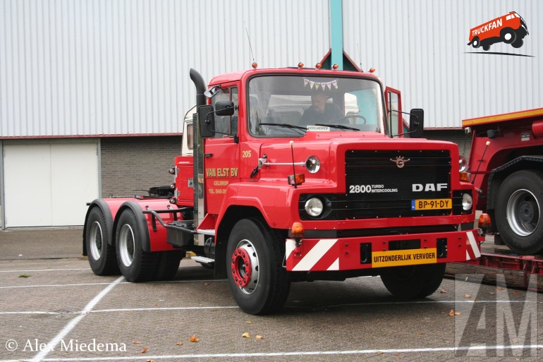 Foto DAF N2800 Van Van Elst Transport B.V. - TruckFan