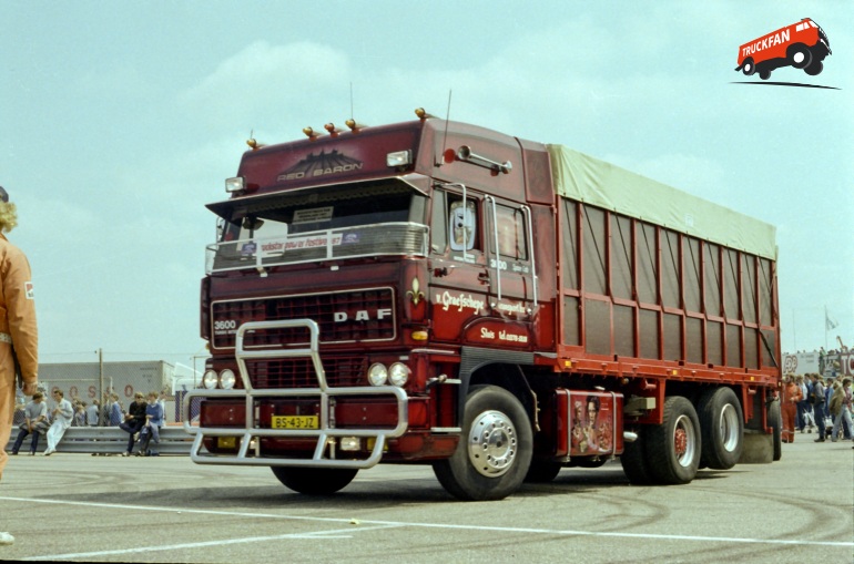 Foto DAF 3600 #1018104 - TruckFan