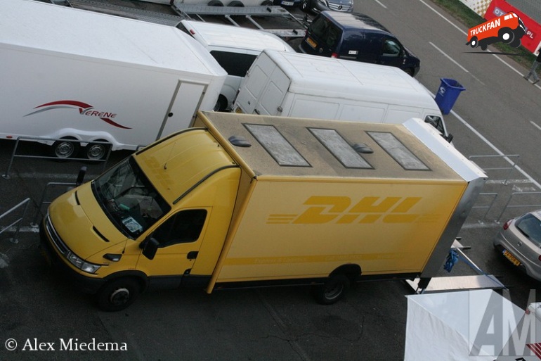 Foto Iveco Daily van DHL Express (Netherlands) B.V. - TruckFan