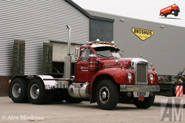 Foto Mack B #998294 - TruckFan