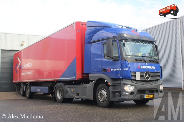 Foto MercedesBenz Actros MP4 van Koopman Autotransport B.V