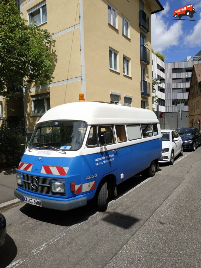Foto Mercedes-Benz L206D #1377457 - TruckFan