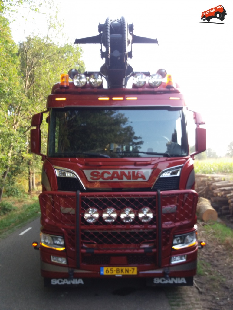 Foto Scania R650 #1247360 - TruckFan