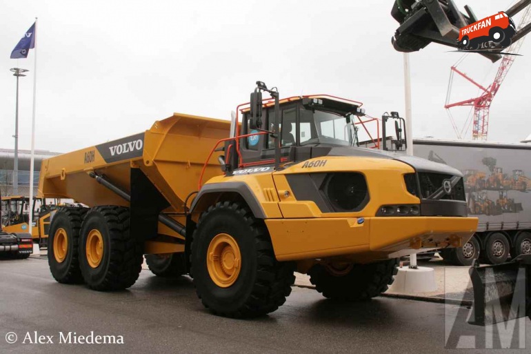 Сочлененный самосвал volvo a60h