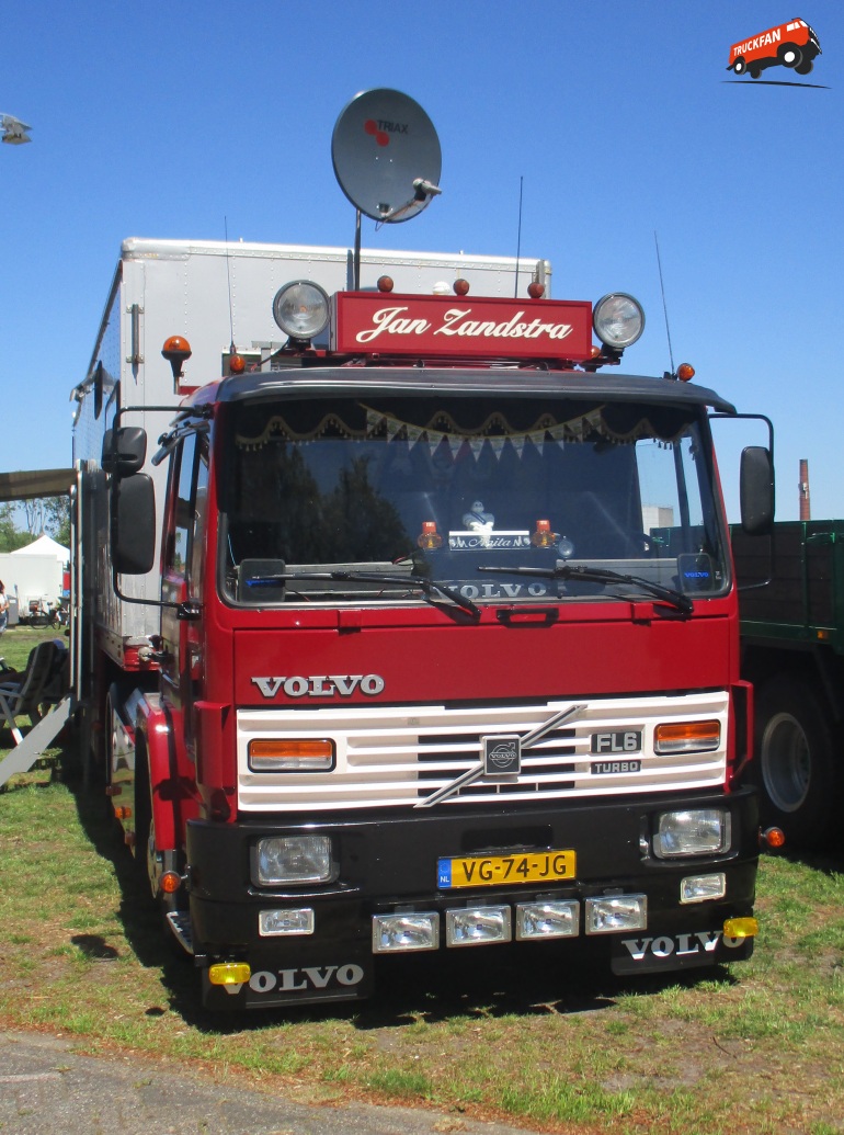 Volvo fl6 фото